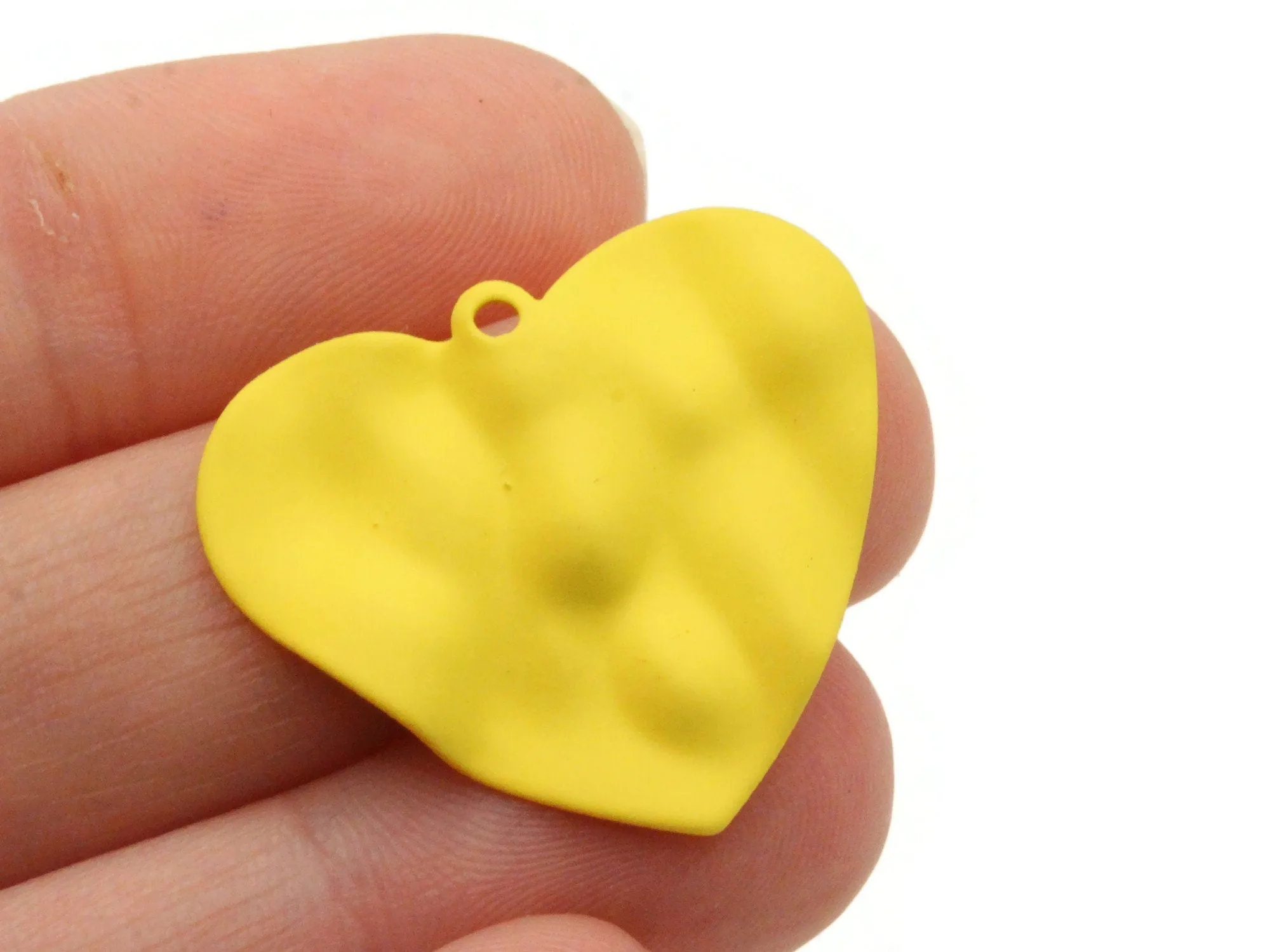 4 28mm Yellow Painted Iron Metal Heart Charms