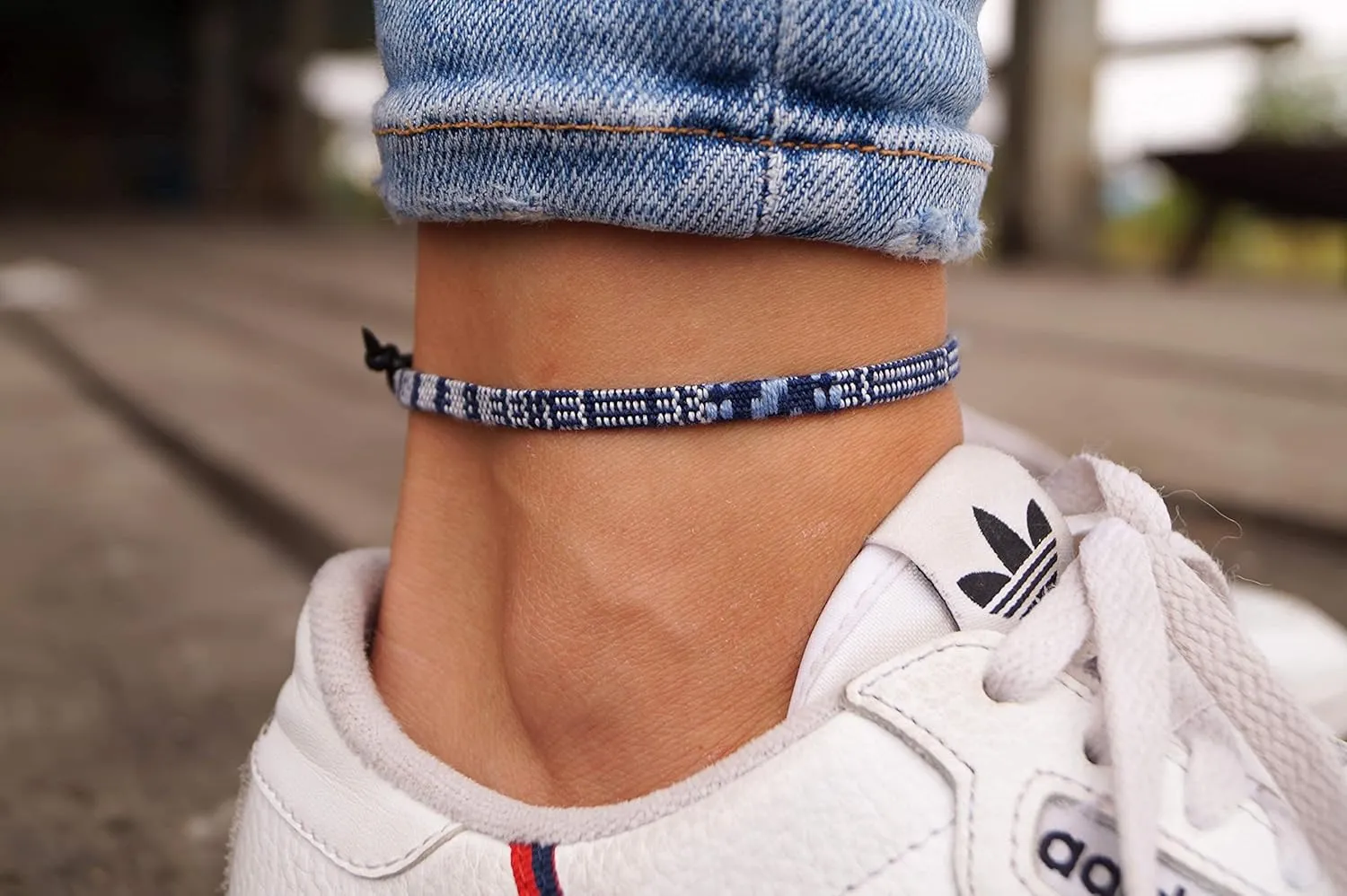 Made by Nami Surfer Anklet for Men and Women Waterproof and Adjustable Surfer Ankle Bracelet String Ankle Bracelet Beach Accessory for Ethnic Hippie Style (Blue-White)